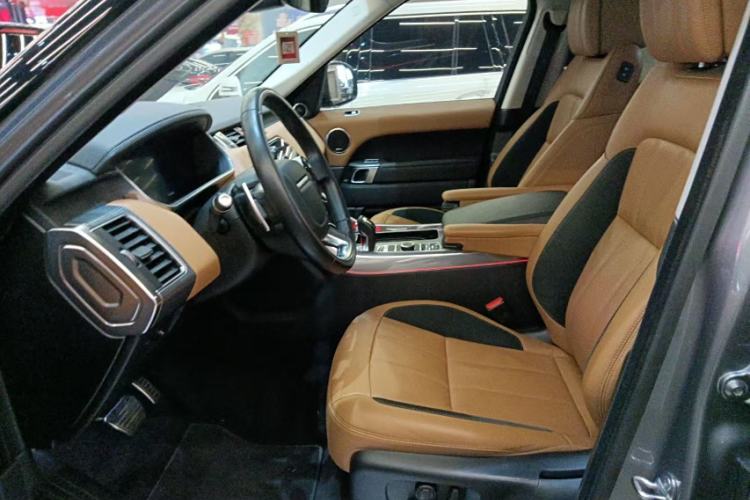 Used Land Rover Range Sport 2020 3.0 L6 HSE DYNAMIC Interior 3