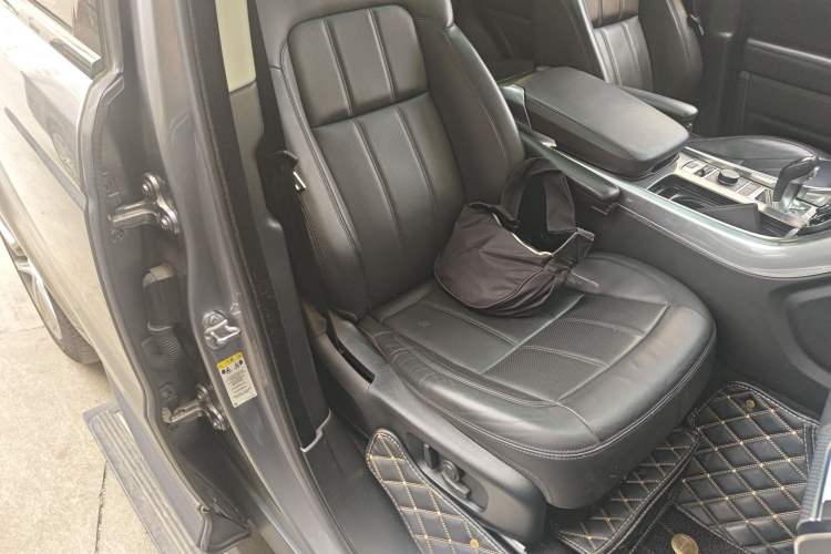 Used Land Rover Range Sport 2020 3.0 L6 HSE DYNAMIC Right Front Seat