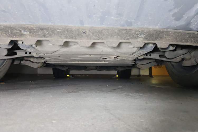 Used Land Rover Range Sport 2020 3.0 L6 HSE DYNAMIC Chassis Front
