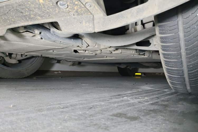 Used Land Rover Range Sport 2020 3.0 L6 HSE DYNAMIC Chassis Front Left