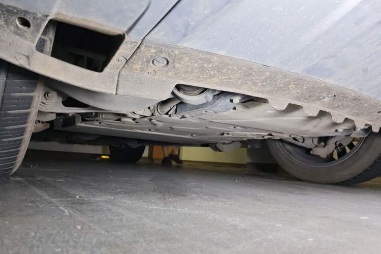 Used Land Rover Range Sport 2020 3.0 L6 HSE DYNAMIC Chassis Front Right