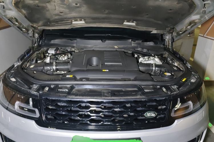 Used Land Rover Range Sport 2020 3.0 L6 HSE DYNAMIC Engine Bay
