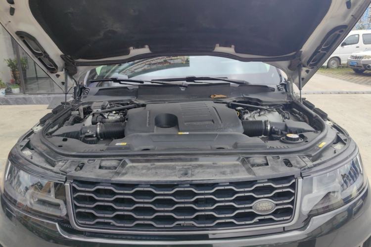 Used Land Rover Range Sport 2020 3.0 L6 HSE DYNAMIC Engine Bay
