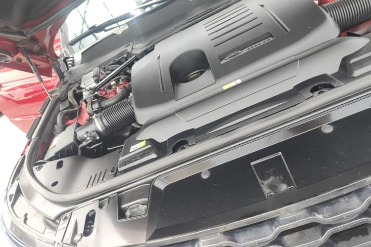 Used Land Rover Range Sport 2020 3.0 L6 HST Engine Bay Right