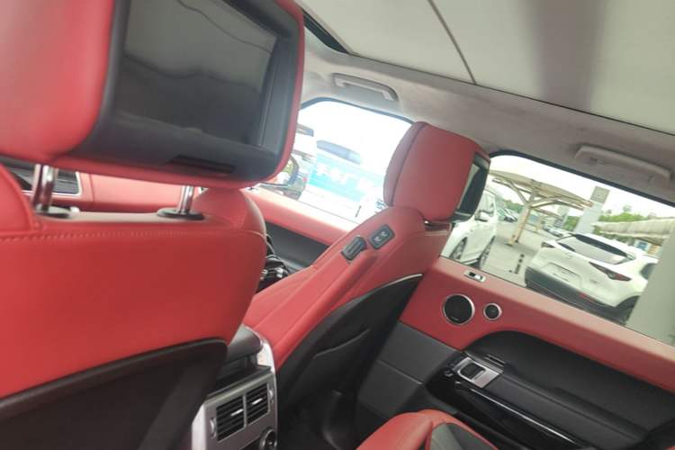 Used Land Rover Range Sport 2020 3.0 L6 HST Headliner