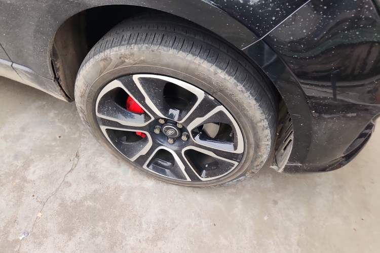 Used Land Rover Range Sport 2020 3.0 L6 HSE DYNAMIC Right Front Wheel Hub