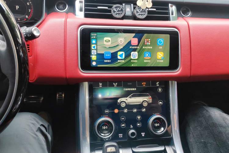 Used Land Rover Range Sport 2020 3.0 L6 HSE DYNAMIC Audio And AC Panel