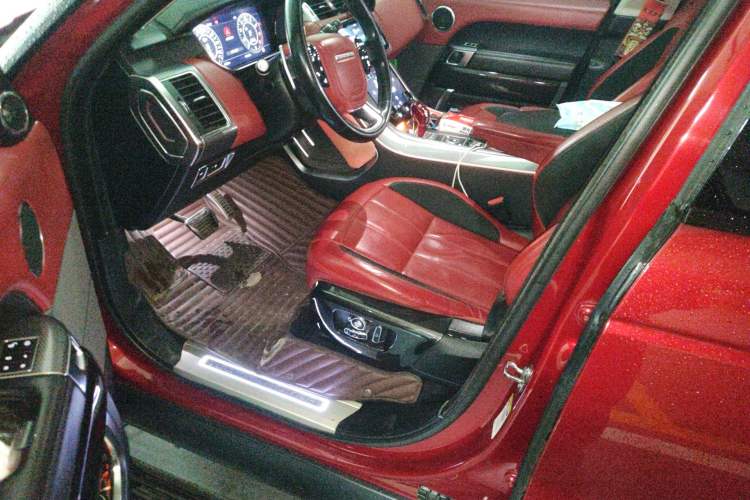 Used Land Rover Range Sport 2020 3.0 L6 HSE DYNAMIC Driver Seat