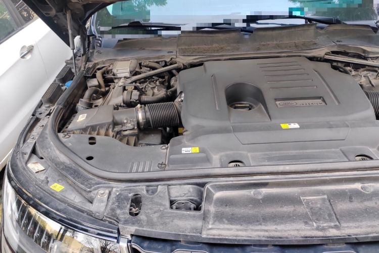 Used Land Rover Range Sport 2020 3.0 L6 HSE DYNAMIC Engine Bay Right
