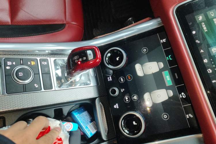 Used Land Rover Range Sport 2020 3.0 L6 HSE DYNAMIC Gear Lever