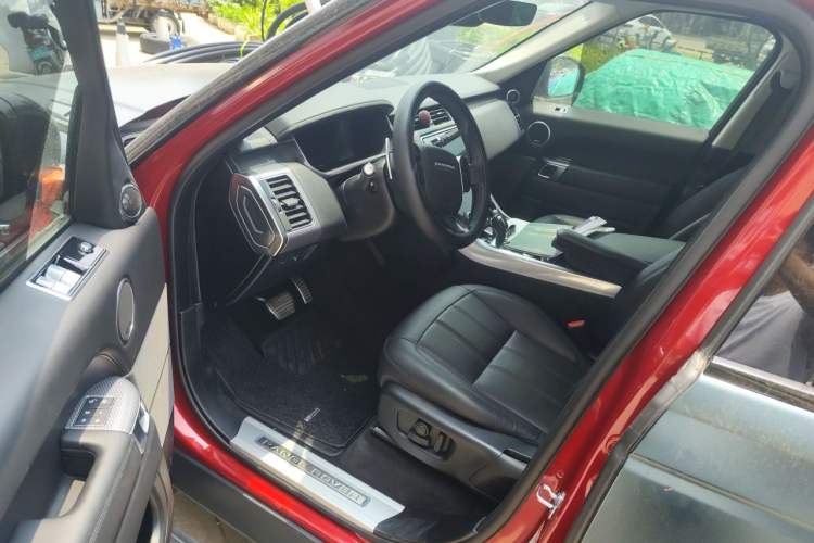 Used Land Rover Range Sport 2020 3.0 L6 SE Left Front Seat