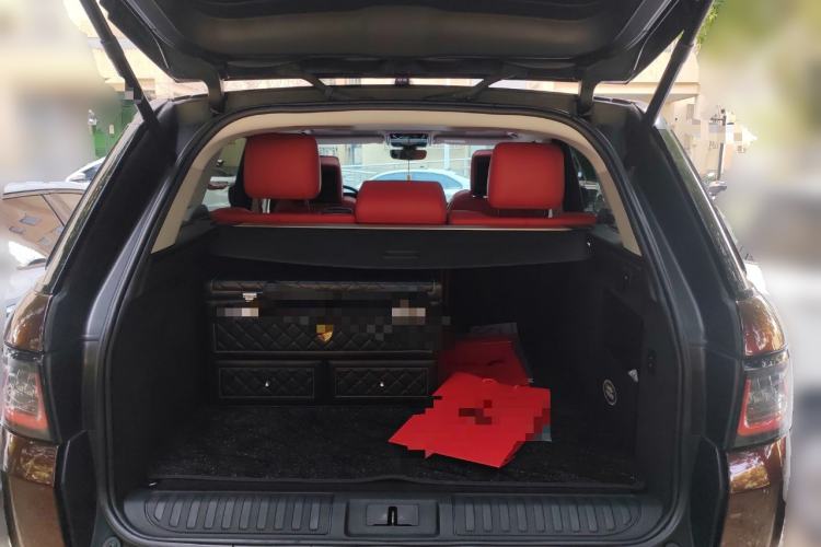 Used Land Rover Range Sport 2020 3.0 L6 HSE DYNAMIC Trunk