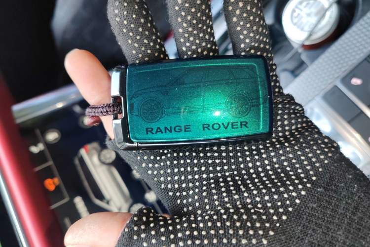 Used Land Rover Range Sport 2020 3.0 L6 HSE DYNAMIC Vehicle Key