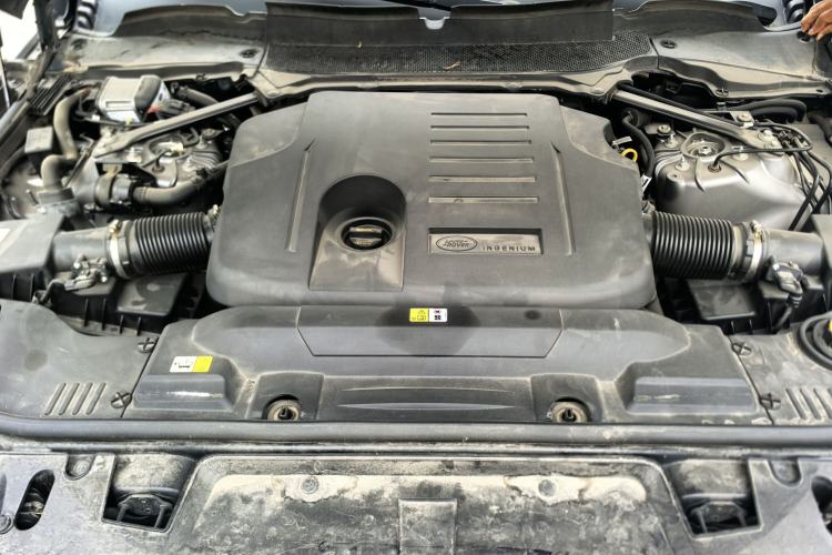 Used Land Rover Range Sport 2020 3.0 L6 HSE DYNAMIC Engine Bay