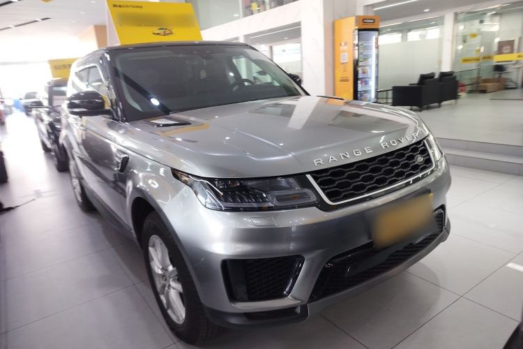 Used Land Rover Range Sport 2020 3.0 L6 SE Exterior 2