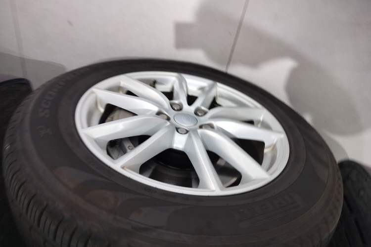 Used Land Rover Range Sport 2020 3.0 L6 SE Exterior 7