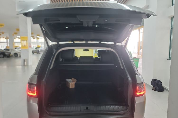 Used Land Rover Range Sport 2020 3.0 L6 SE Trunk