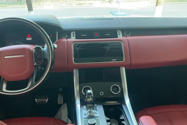 Used Land Rover Range Sport 2020 3.0 L6 HSE DYNAMIC Audio And AC Panel