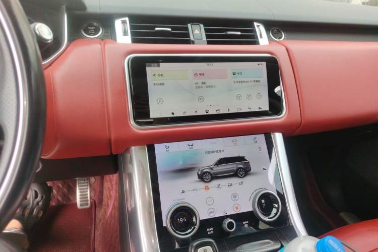 Used Land Rover Range Sport 2020 3.0 L6 HSE DYNAMIC Audio And AC Panel