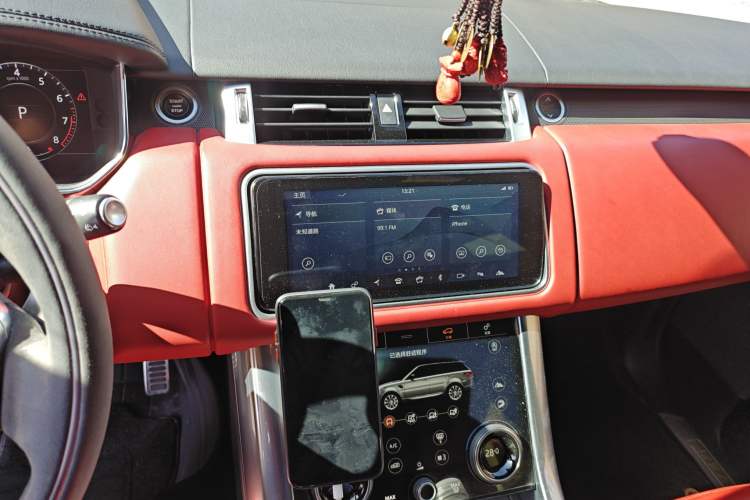 Used Land Rover Range Sport 2020 3.0 L6 HST Audio And AC Panel