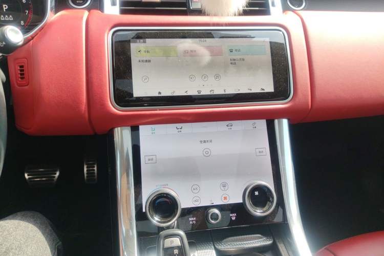 Used Land Rover Range Sport 2020 3.0 L6 HSE DYNAMIC Audio And AC Panel