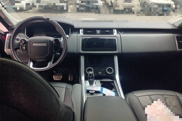 Used Land Rover Range Sport 2020 3.0 L6 HSE DYNAMIC Center Console