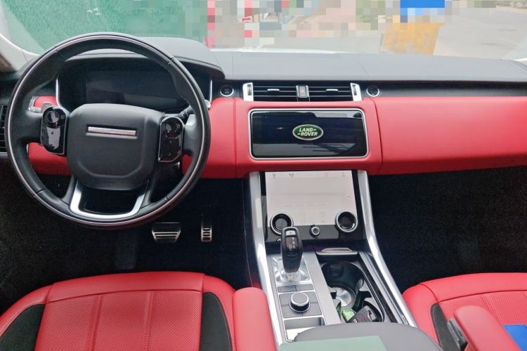 Used Land Rover Range Sport 2020 3.0 L6 HSE DYNAMIC Center Console