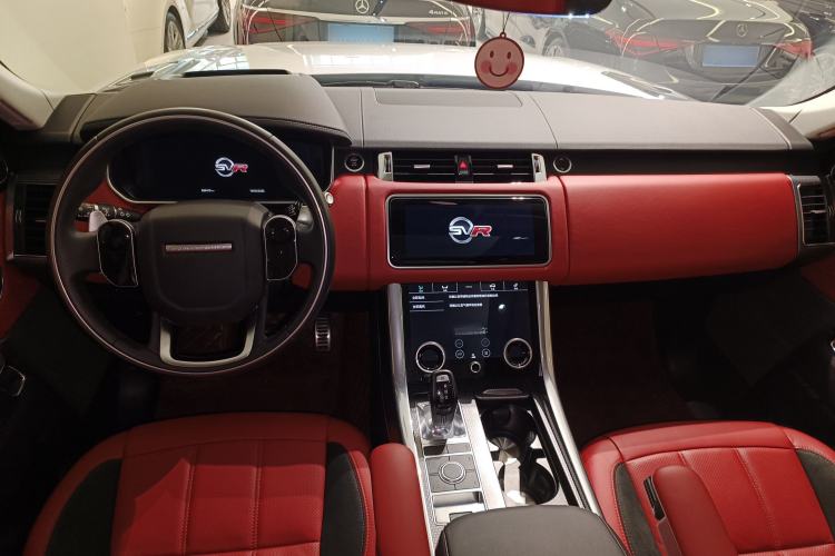Used Land Rover Range Sport 2020 3.0 L6 HSE DYNAMIC Center Console
