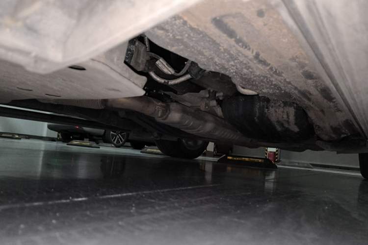Used Land Rover Range Sport 2020 3.0 L6 HSE DYNAMIC Chassis Front Left