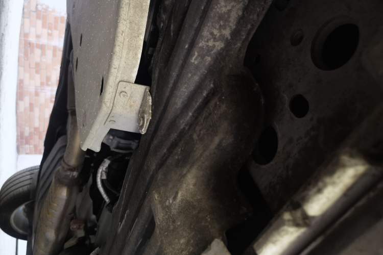 Used Land Rover Range Sport 2020 3.0 L6 HSE DYNAMIC Chassis Front Left
