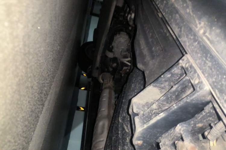 Used Land Rover Range Sport 2020 3.0 L6 HSE DYNAMIC Chassis Rear Left