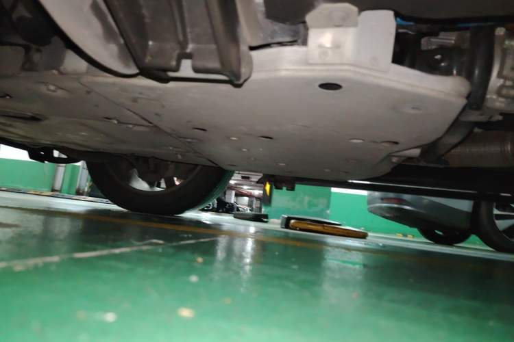 Used Land Rover Range Sport 2020 3.0 L6 SE Chassis Rear Right