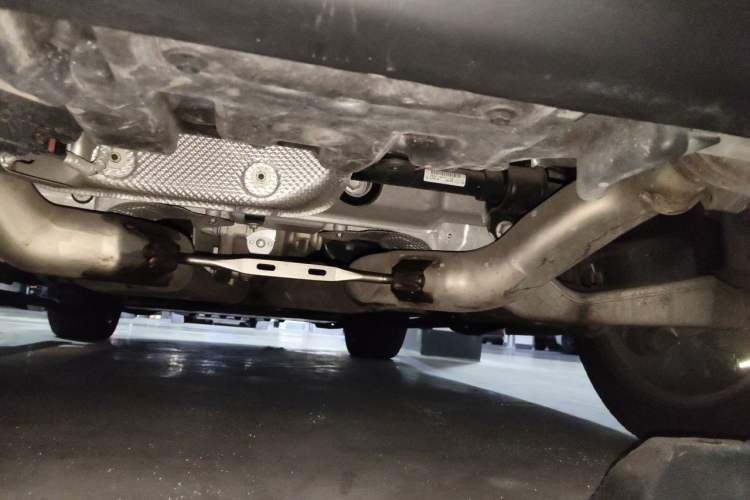 Used Land Rover Range Sport 2020 3.0 L6 HSE DYNAMIC Chassis Rear