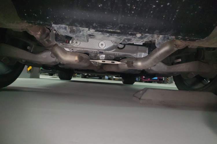 Used Land Rover Range Sport 2020 3.0 L6 SE Chassis Rear