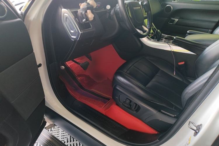 Used Land Rover Range Sport 2020 3.0 L6 SE Driver Seat