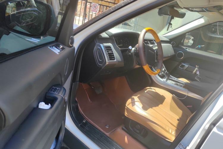 Used Land Rover Range Sport 2020 3.0 L6 SE Driver Seat