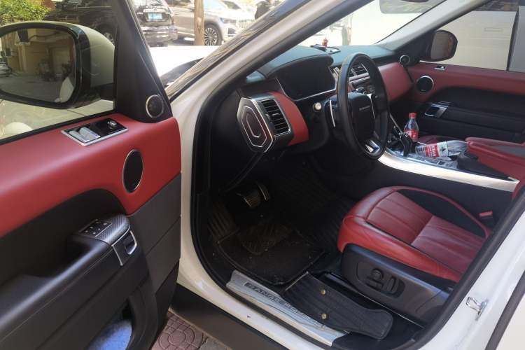 Used Land Rover Range Sport 2020 3.0 L6 HSE DYNAMIC Driver Seat