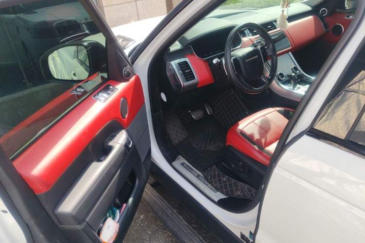 Used Land Rover Range Sport 2020 3.0 L6 HSE DYNAMIC Driver Seat