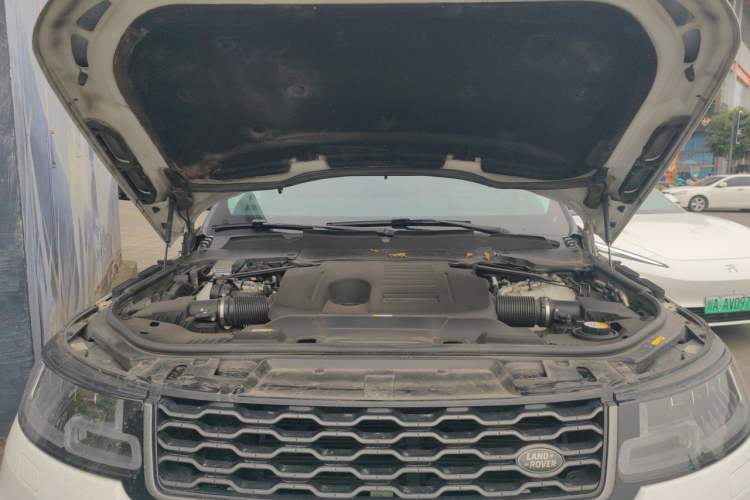 Used Land Rover Range Sport 2020 3.0 L6 HSE DYNAMIC Engine Bay
