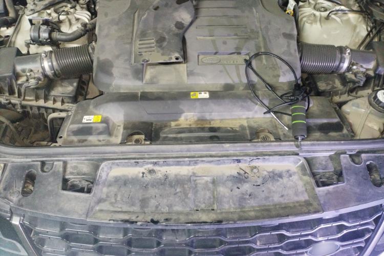 Used Land Rover Range Sport 2020 3.0 L6 HSE DYNAMIC Engine Bay