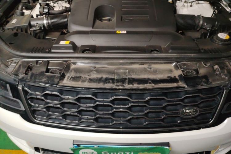 Used Land Rover Range Sport 2020 3.0 L6 SE Engine Bay
