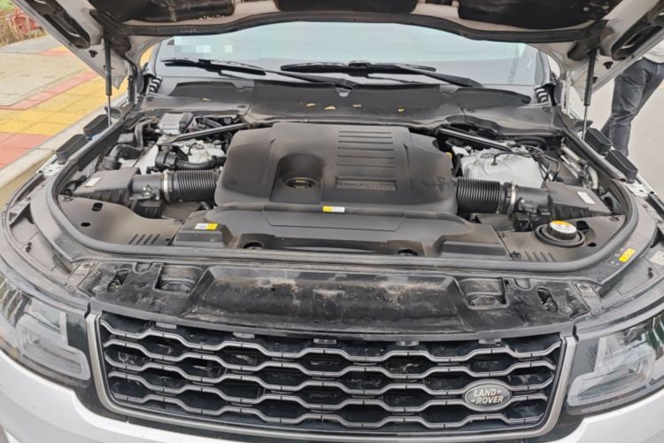 Used Land Rover Range Sport 2020 3.0 L6 HSE DYNAMIC Engine Bay