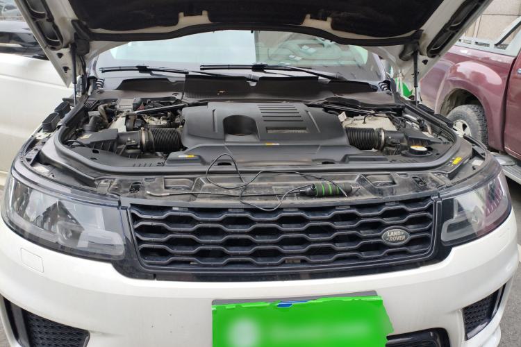 Used Land Rover Range Sport 2020 3.0 L6 SE Engine Bay