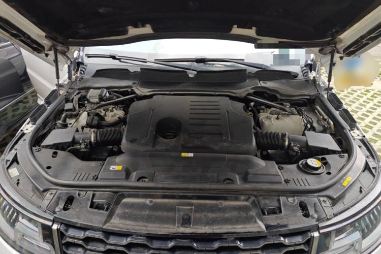 Used Land Rover Range Sport 2020 3.0 L6 HSE DYNAMIC Engine Bay