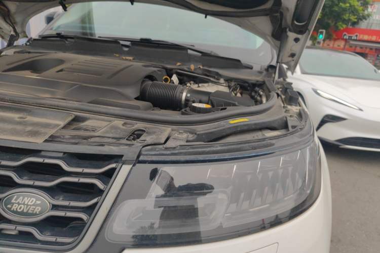 Used Land Rover Range Sport 2020 3.0 L6 HSE DYNAMIC Engine Bay Left