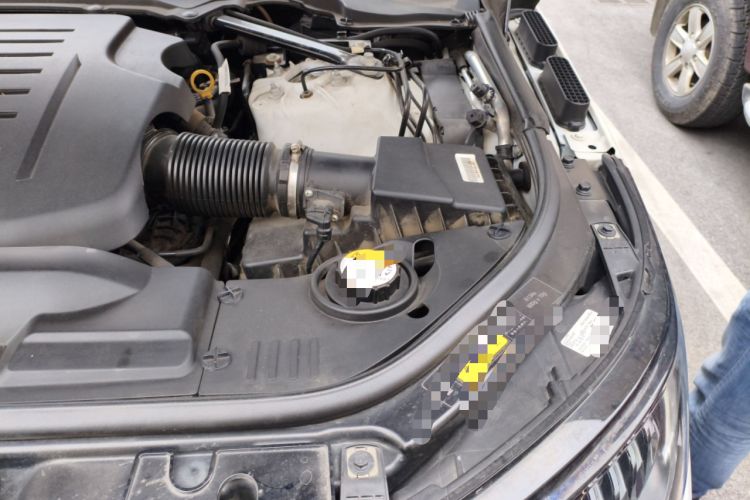 Used Land Rover Range Sport 2020 3.0 L6 SE Engine Bay Left