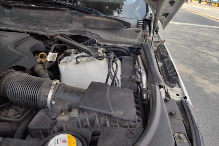 Used Land Rover Range Sport 2020 3.0 L6 HSE DYNAMIC Engine Bay Left