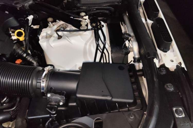 Used Land Rover Range Sport 2020 3.0 L6 HSE DYNAMIC Engine Bay Left