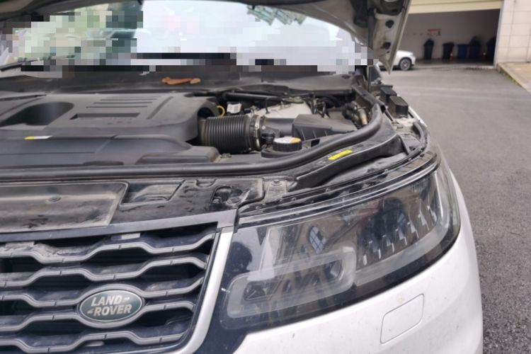 Used Land Rover Range Sport 2020 3.0 L6 SE Engine Bay Left