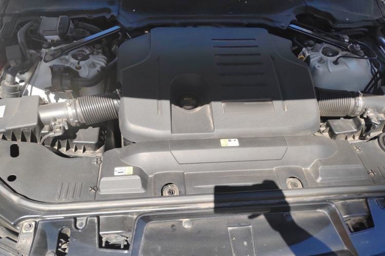 Used Land Rover Range Sport 2020 3.0 L6 SE Engine Bay